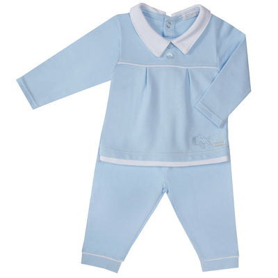 This stylish two piece outfit from Amore, is perfect for your little one. It is finished in a baby blue colour with a small aeroplane embroidery on the front, and is available in sizes 0-3 months up to 18-24 months. Designed for comfort and movement, it's ideal for all active toddlers.