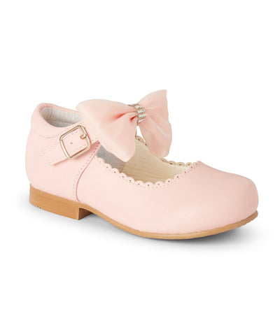 These girls pink matt mary jane shoes by Sevva offer a classic and stylish option, perfect for those seeking a traditional look. The sophisticated matt finish adds a touch of elegance, while the charming bow detail enhances its appeal. Featuring a comfortable and durable design, these shoes are available in sizes ranging from infant 4 to junior 2.