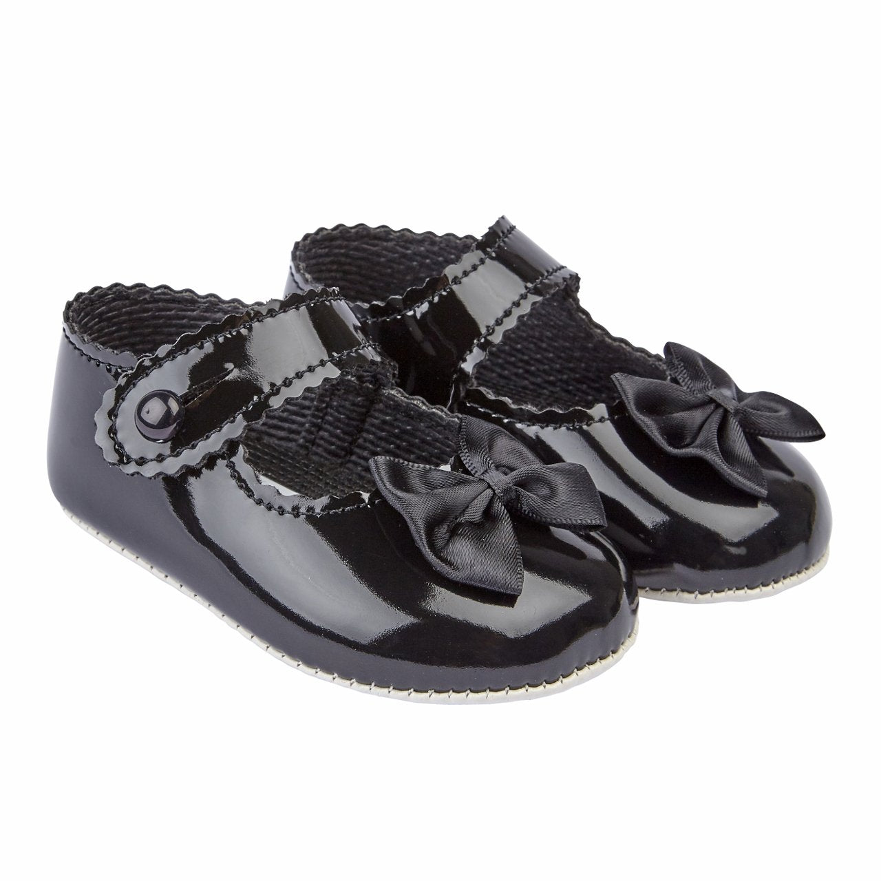 Baypods Girls Black Patent Pram Shoe With Bow Detail Kidz Emporium