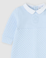 tutto piccolo boys sky blue quilted babygrow peter pan collar and embroidered crest close up
