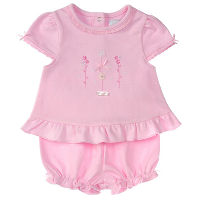 <p data-mce-fragment="1">Introducing the Amore pink daisy swing top &amp; pants set for girls! This two piece set features a cute daisy detail on the top and a small ribbon bow detail on the arms. With sizes ranging from 0-3 months to 18-24 months, this set is perfect for little ones. The swing top design and ruffled bottom add a touch of charm to this adorable outfit.</p>