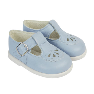 Sky faux leather 'Baypods' first walker shoes. These smart, traditionally styled shoes are the perfect choice for babies and toddlers. Featuring buckle fastening straps to keep securely on little feet and a classic t-bar style with a pretty cut out pattern, perfect for when a traditional look is required. Faux leather uppers Textile lining Wipe clean Buckle strap Suitable for girls and boys